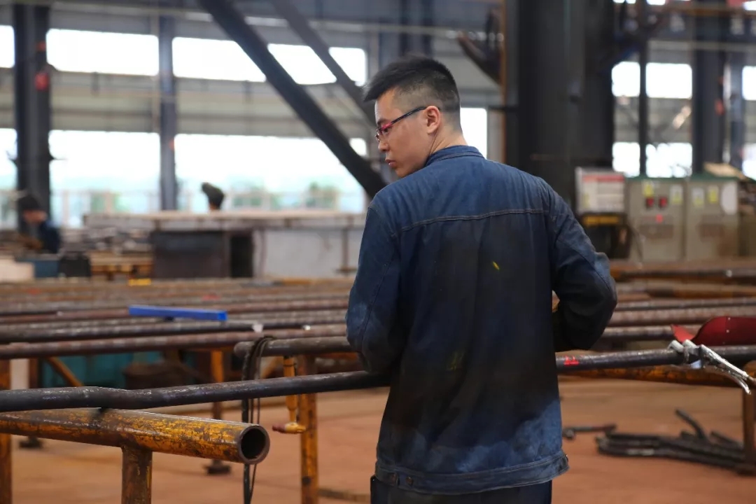 1535507935574732.jpg 14.webp.jpg